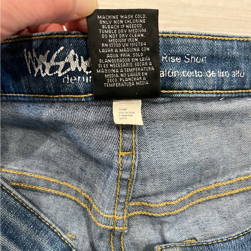 Mossimo High Rise Denim Jean Shorts Size 8 - Picture 4 of 8